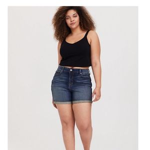 Nwt high rise dark wash short